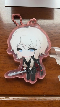 晒晒做的亚克力和浮雕吧唧